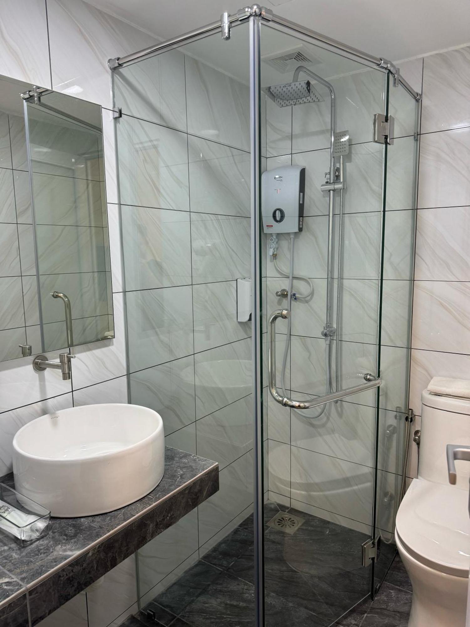 מואר 52 The Grace Hotel מראה חיצוני תמונה