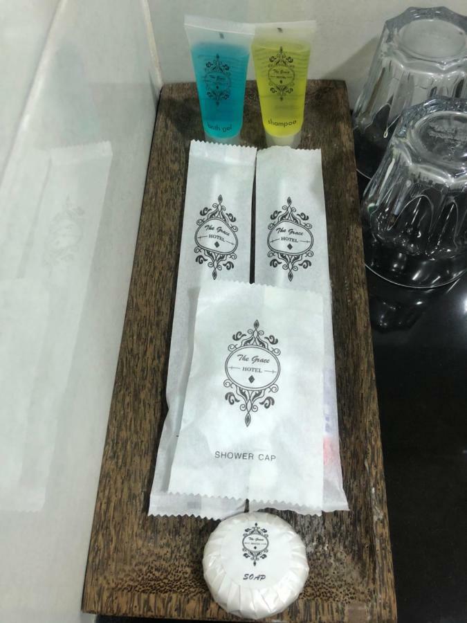 מואר 52 The Grace Hotel מראה חיצוני תמונה